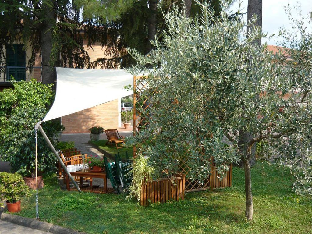 Marinetta Bed & Breakfast Signa Bagian luar foto