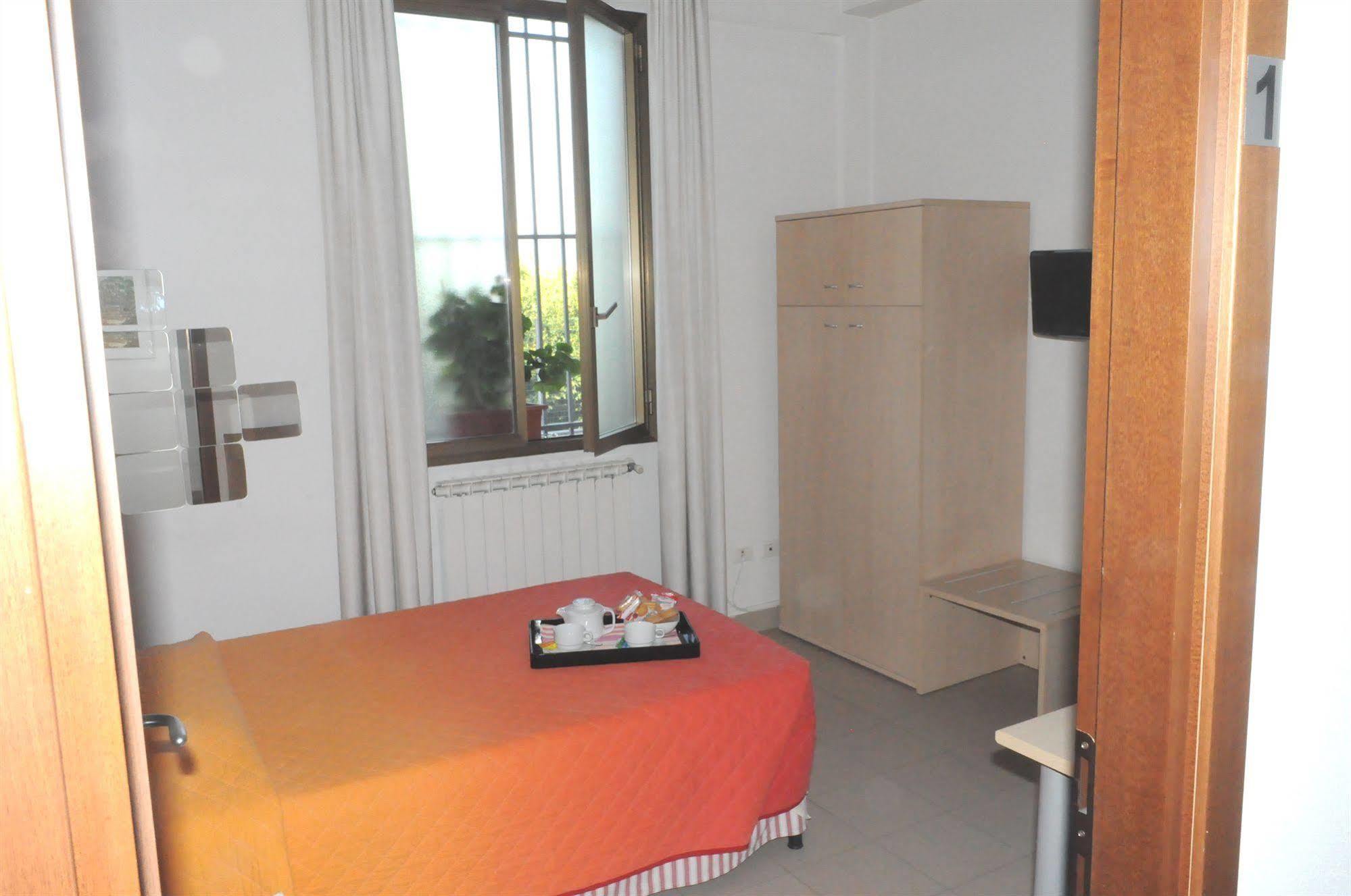 Marinetta Bed & Breakfast Signa Bagian luar foto