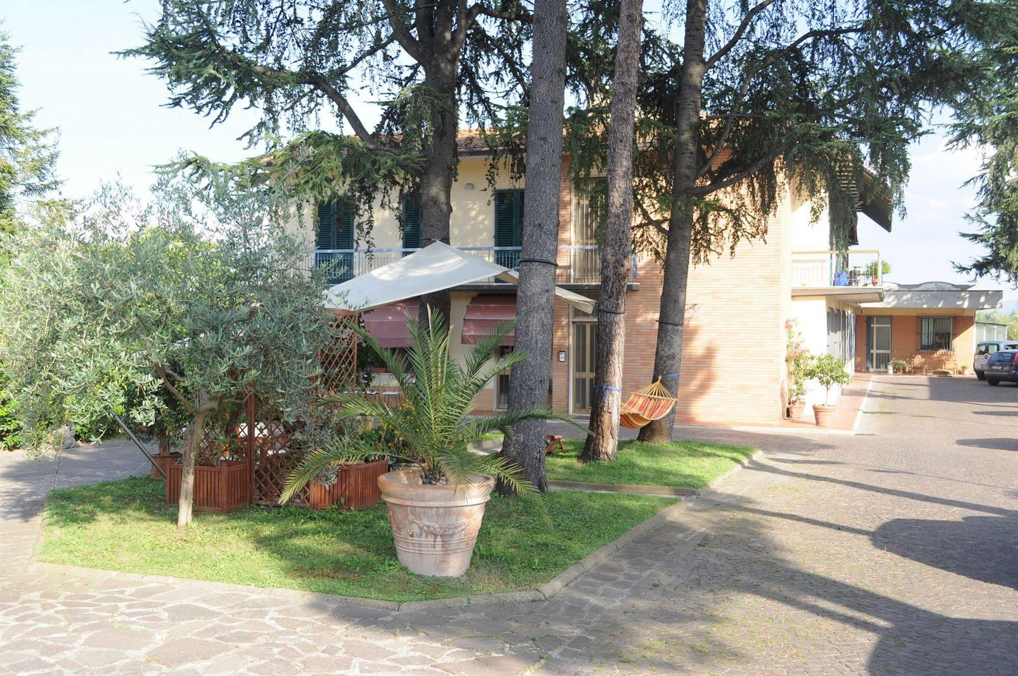 Marinetta Bed & Breakfast Signa Bagian luar foto