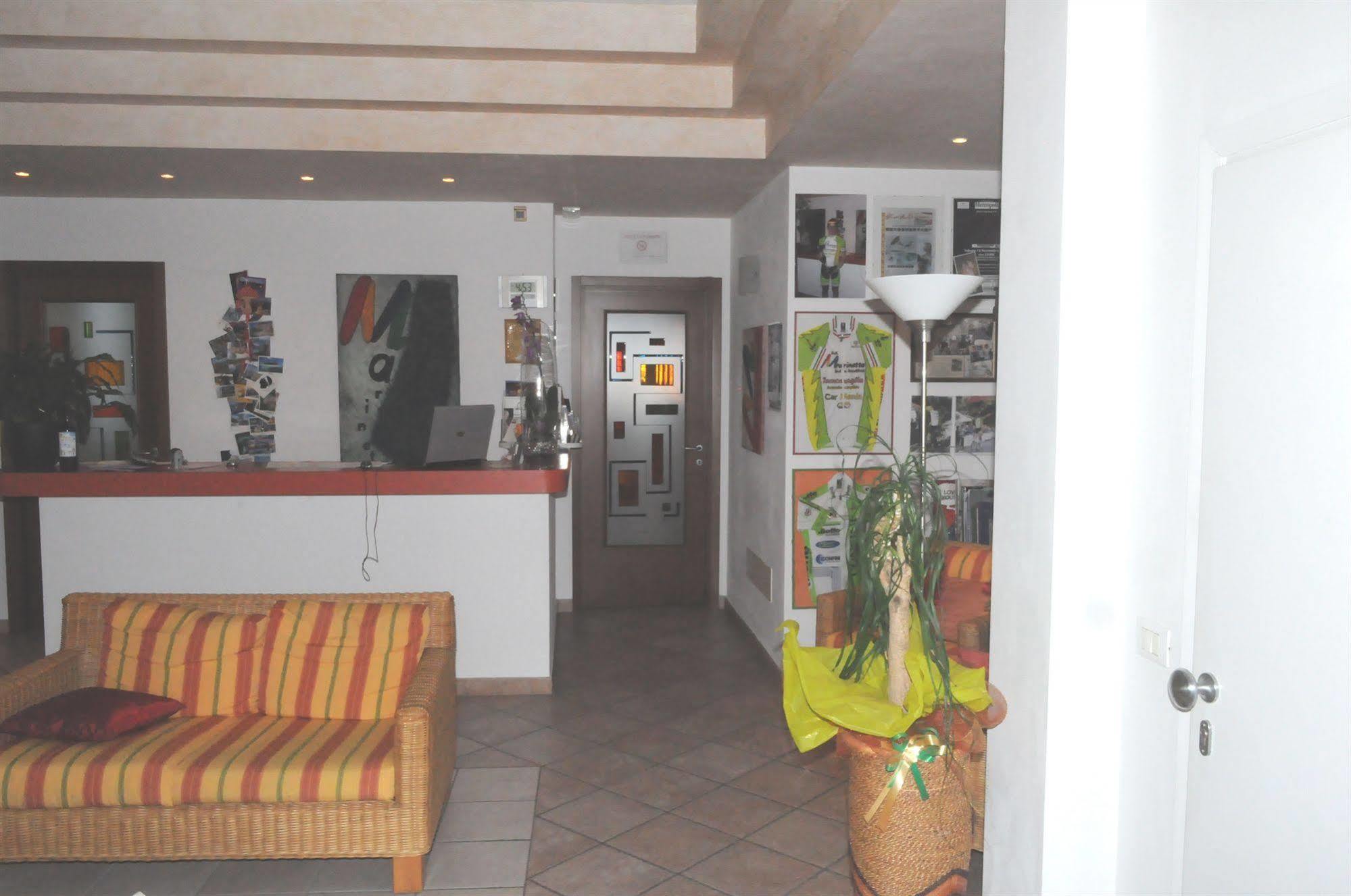 Marinetta Bed & Breakfast Signa Bagian luar foto